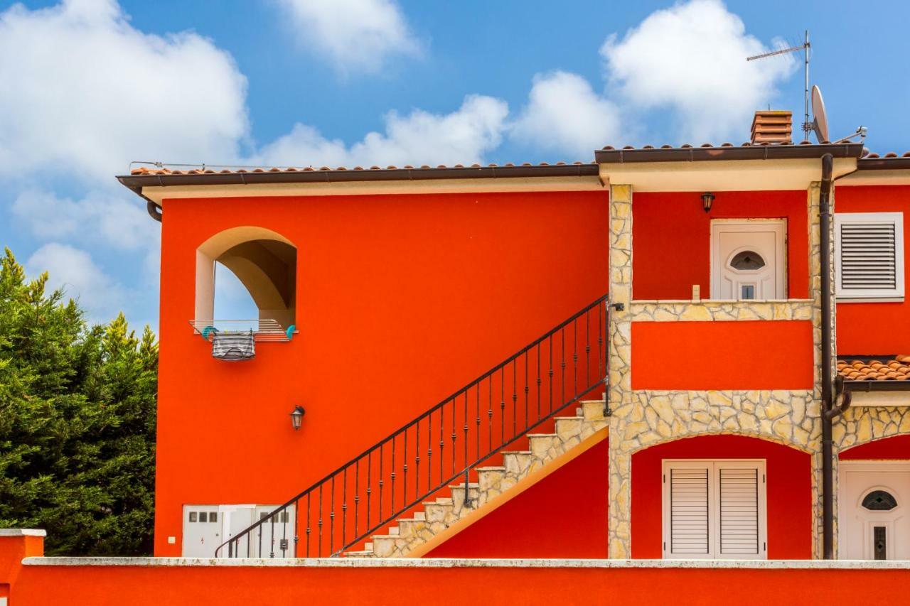 Villa Orange II Medulin Exterior foto